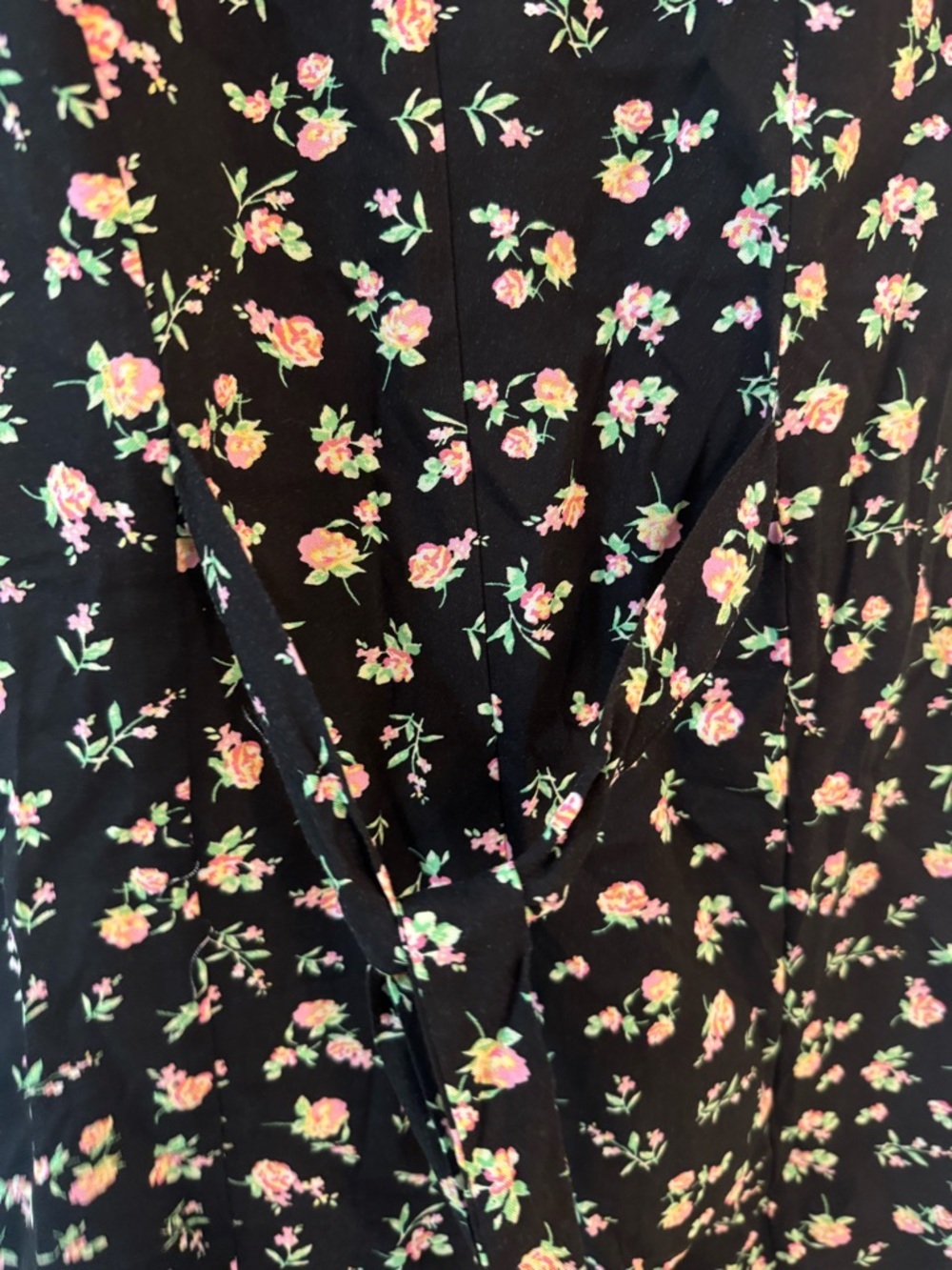 NWT Sleeveless Floral Romper Ruffled Hem Summer Wear! - Picture 11 of 11